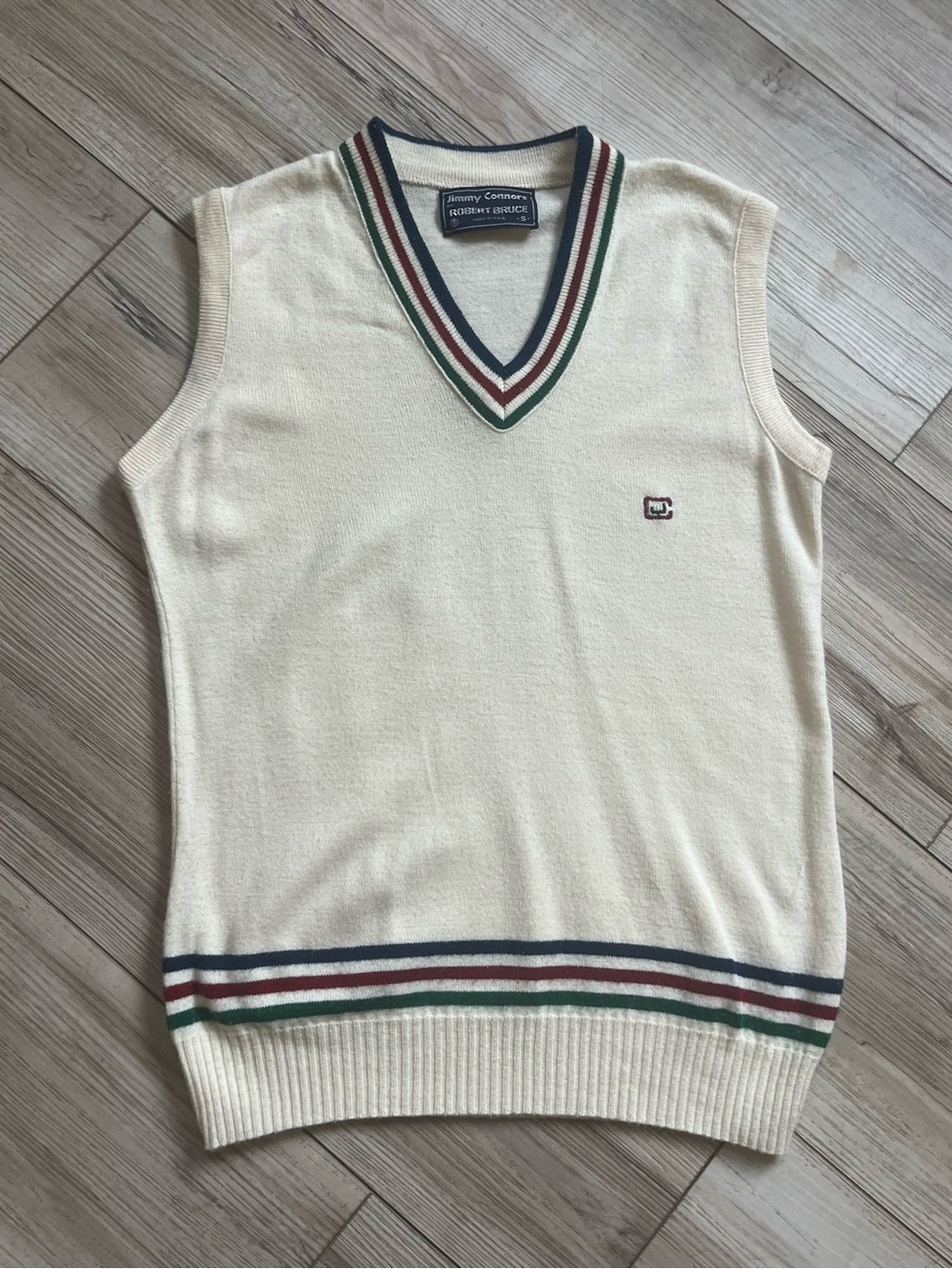 Vintage Mens Robert Bruce Cream Sleeveless V-Neck Sweater Vest with Stripe Trim